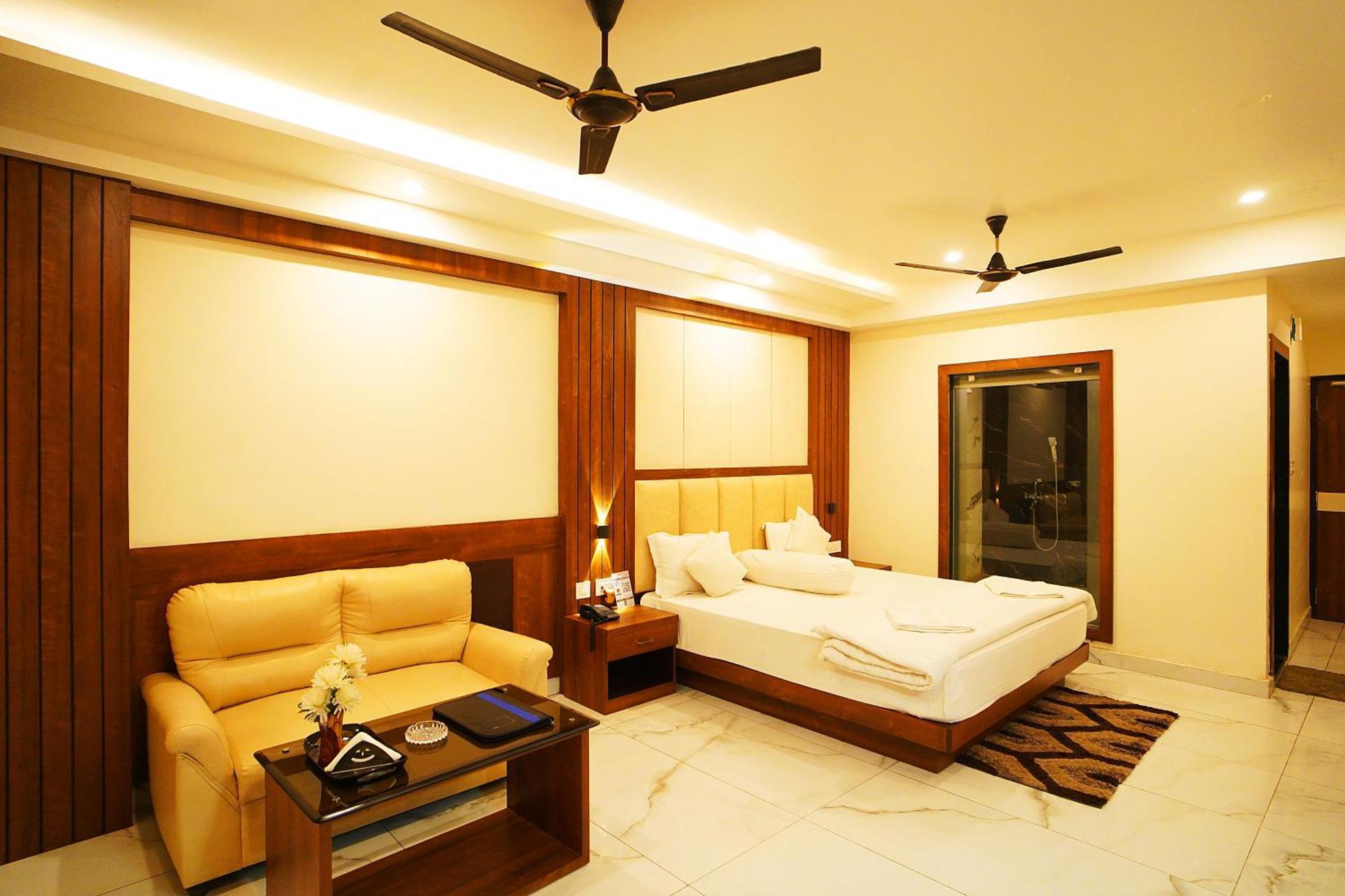 Royal Palace Beach Resort Walking Distance 1 Minutes Mandarmani Exterior foto