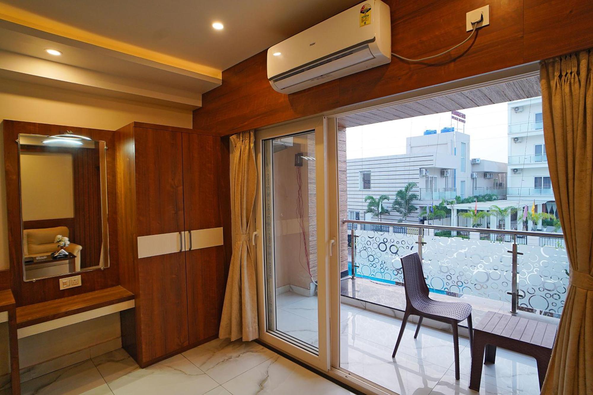 Royal Palace Beach Resort Walking Distance 1 Minutes Mandarmani Exterior foto